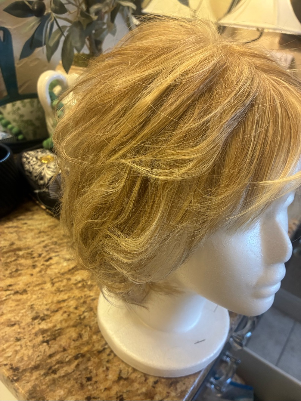 Short Layered Wig in Light Blonde — Comfortable Everyday Style